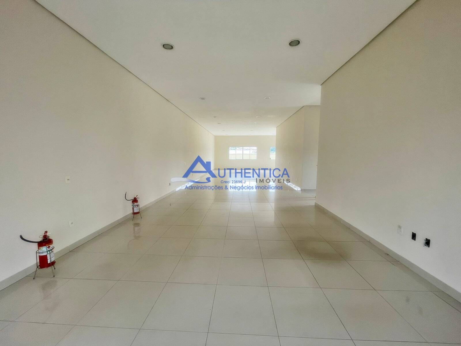 Sala-Conjunto, 188 m² - Foto 1