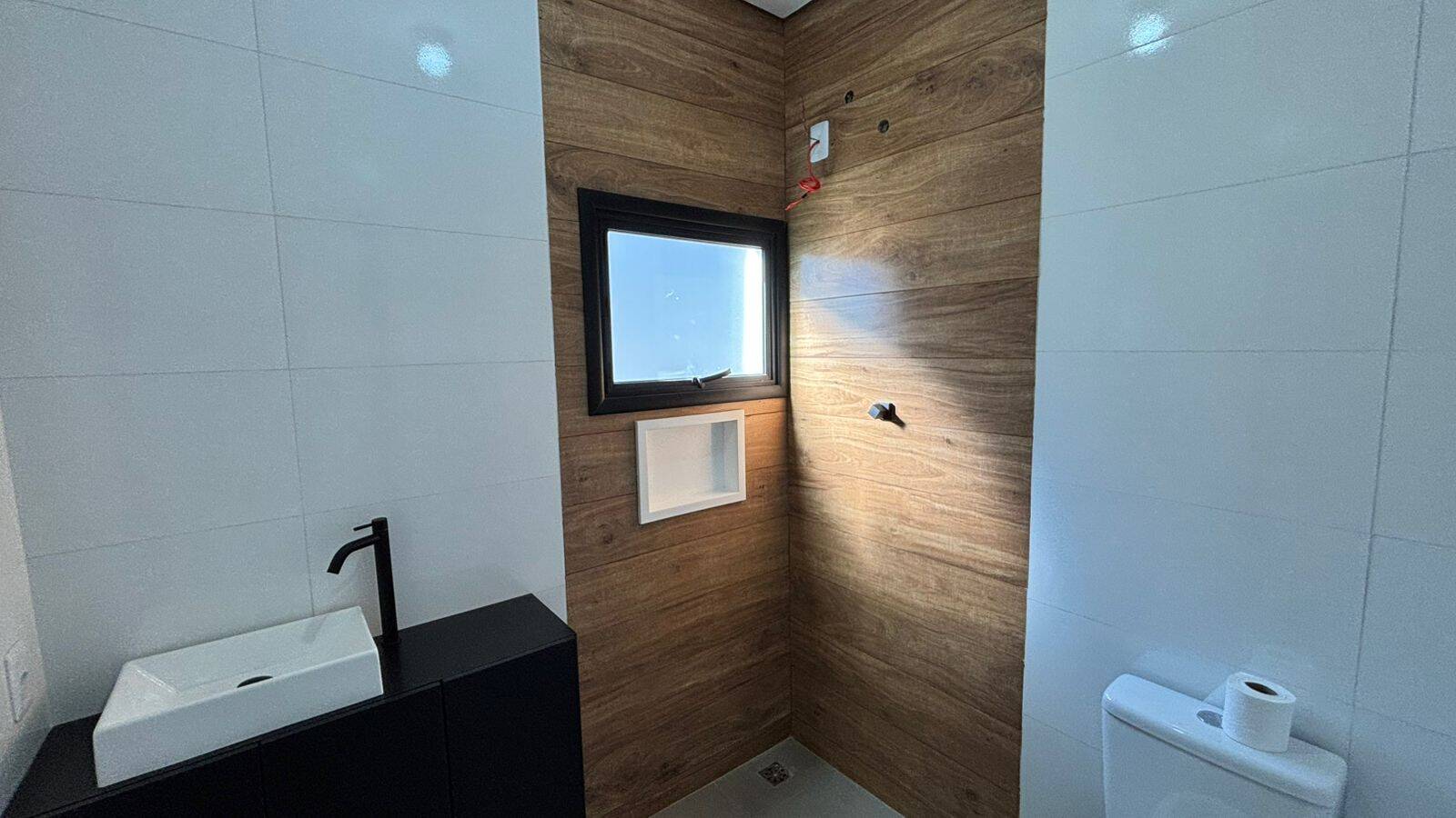 Casa à venda com 3 quartos, 250m² - Foto 14
