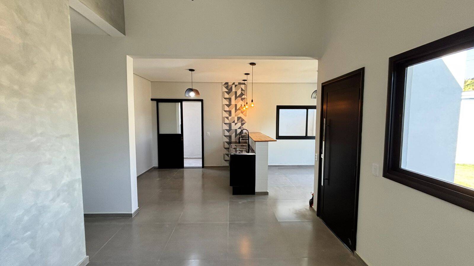 Casa à venda com 3 quartos, 250m² - Foto 7