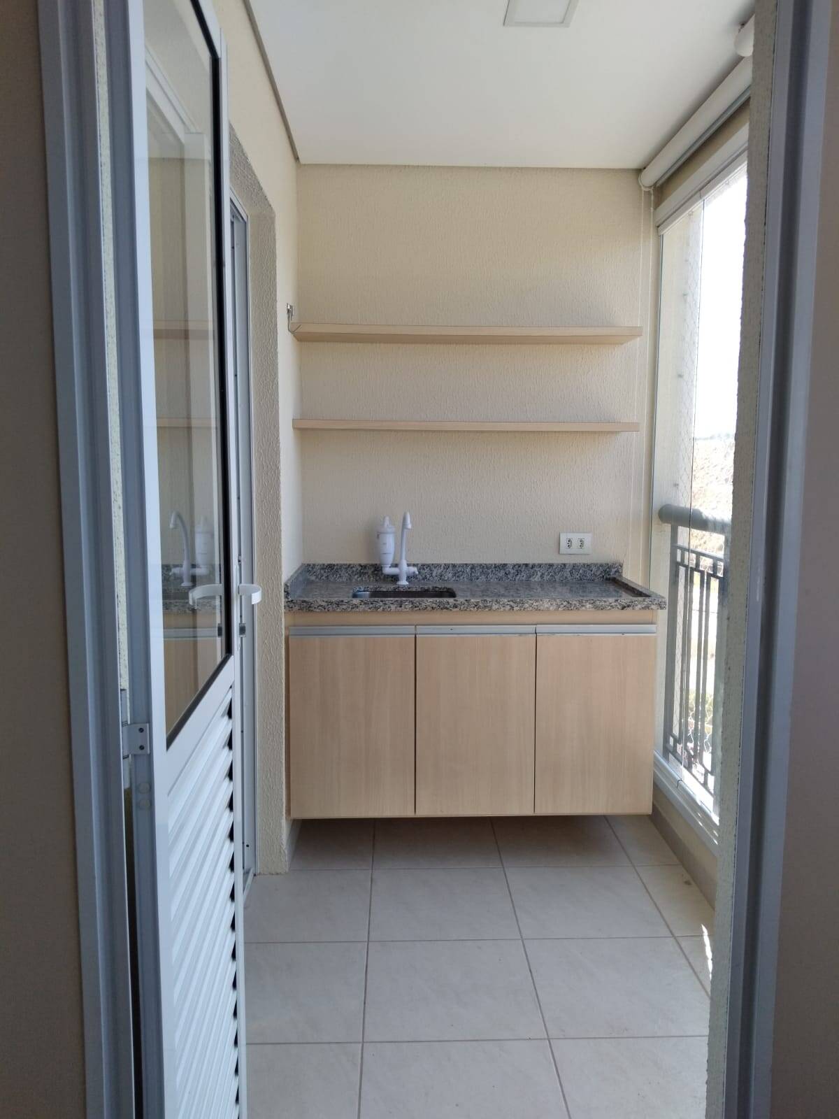 Apartamento para alugar com 2 quartos, 56m² - Foto 13
